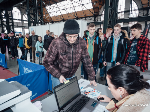 BrychtaJan_Minipingpong_Ostrava_20170407_155047_D72_5875.jpg